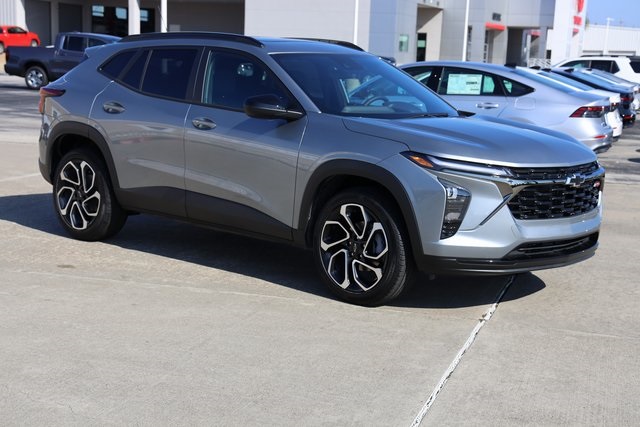 2026 Chevrolet Trax 2RS Gray at Classic Chevrolet Galveston