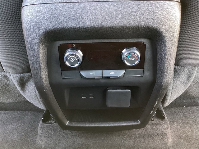 Used Car 2024 Chevrolet Traverse  Lt For Sale Under $40,000 In San Antonio, Texas