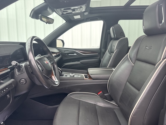 Used 2022 Cadillac Escalade For Sale in Jackson, MI