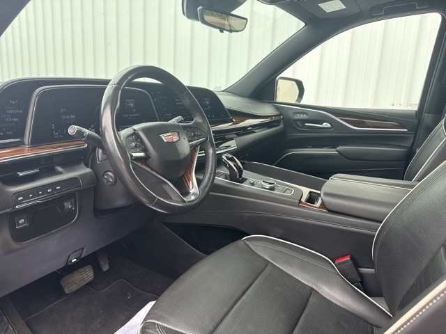 Used 2022 Cadillac Escalade For Sale in Jackson, MI