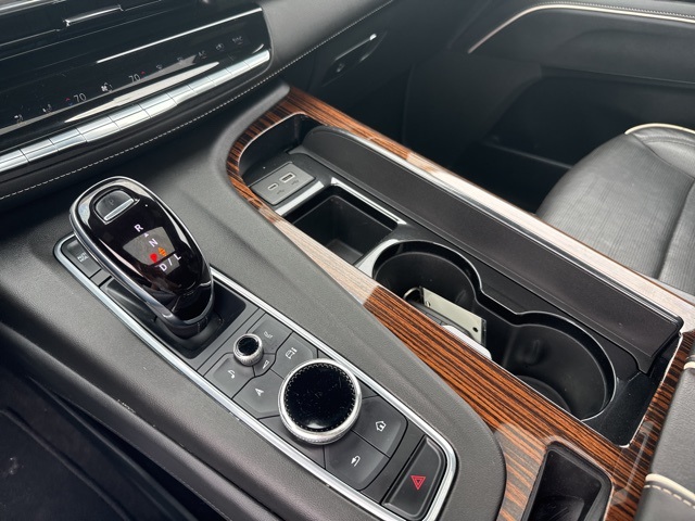 Used 2022 Cadillac Escalade For Sale in Jackson, MI