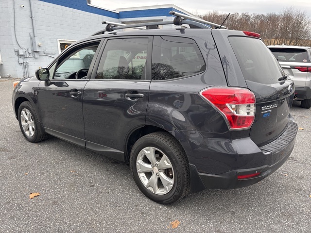 2015 Subaru Forester 2.5i Premium photo 4