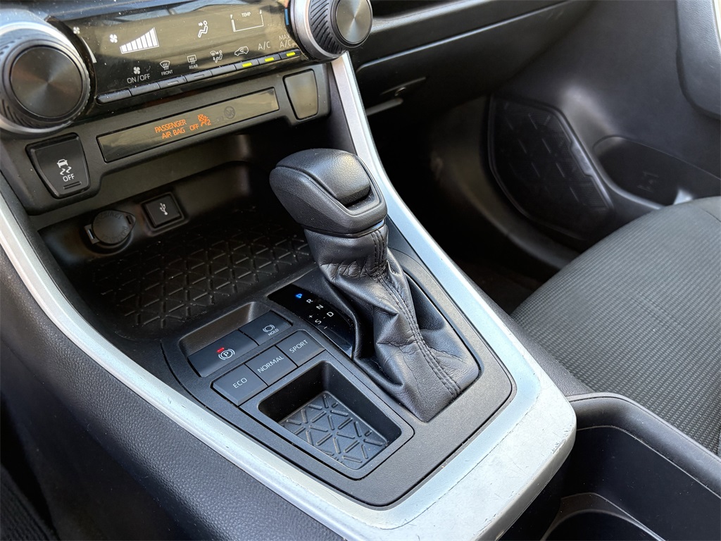 2022 Toyota RAV4 LE White at Big Star Chrysler Jeep Dodge Ram 