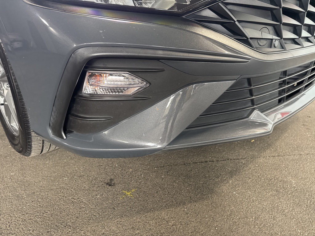 Thumbnail: 2024 Hyundai Elantra - 11