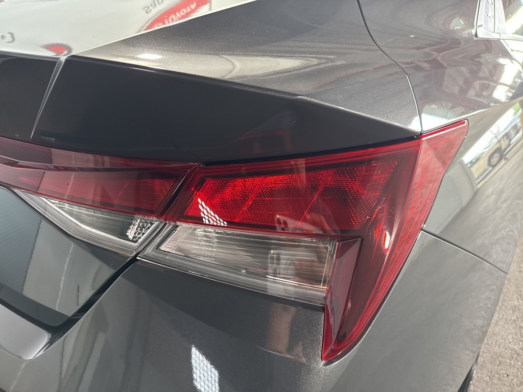 Thumbnail: 2024 Hyundai Elantra - 16