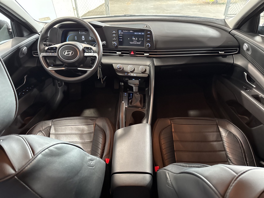 Thumbnail: 2024 Hyundai Elantra - 27