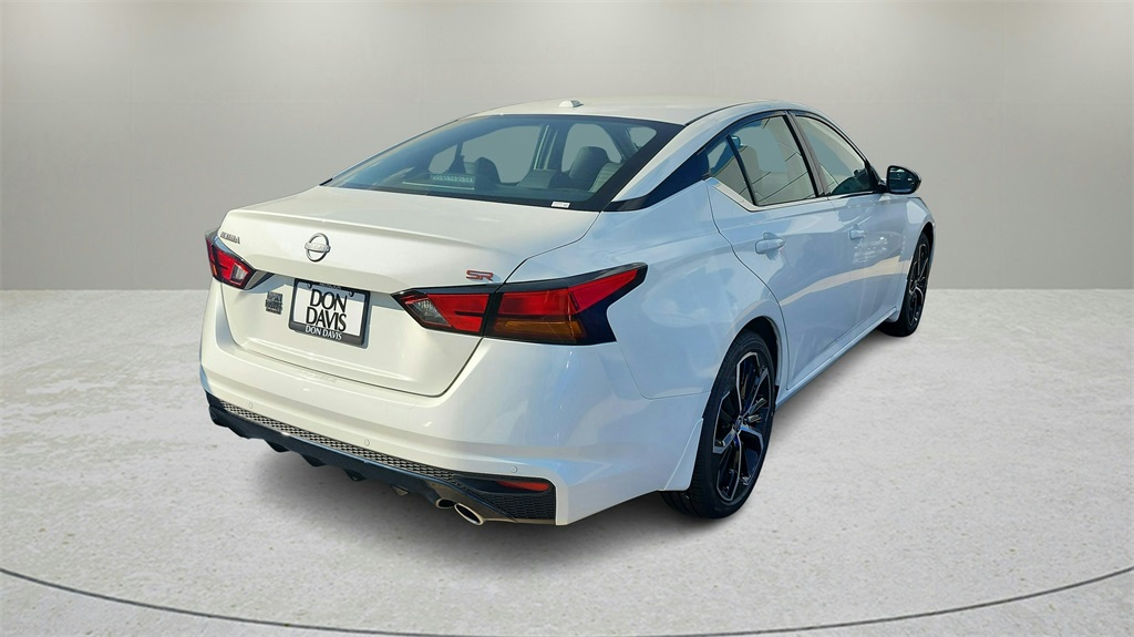 2025 Nissan Altima