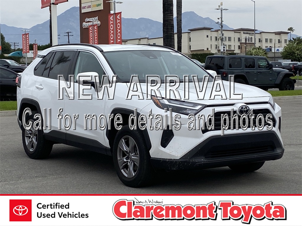 2025 Toyota RAV4 Hybrid XLE AWD