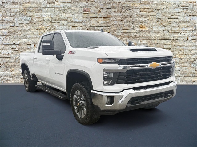 2025 Chevrolet Silverado 2500HD LT Crew Cab 4WD