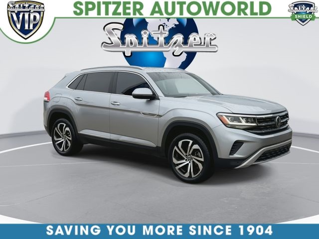 View vehicle photo 3