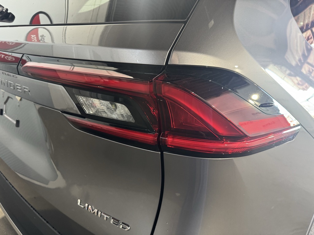 Thumbnail: 2025 Toyota Grand Highlander - 18