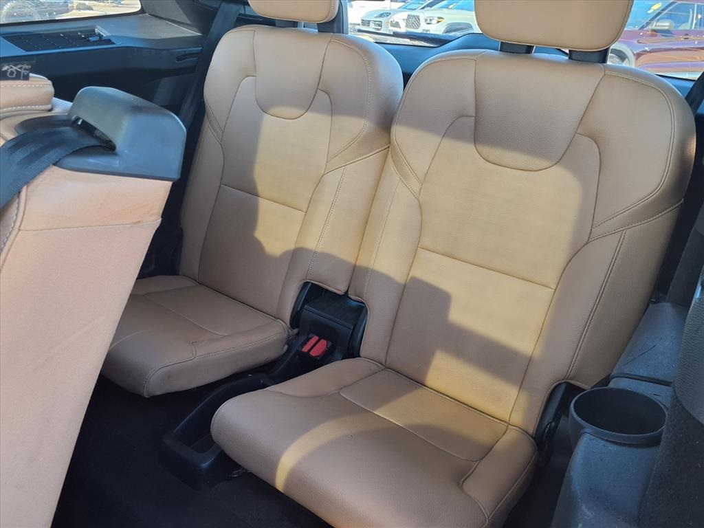 2018 Volvo XC90 T6 Momentum Gray at Classic Elite Chevrolet Hwy 6