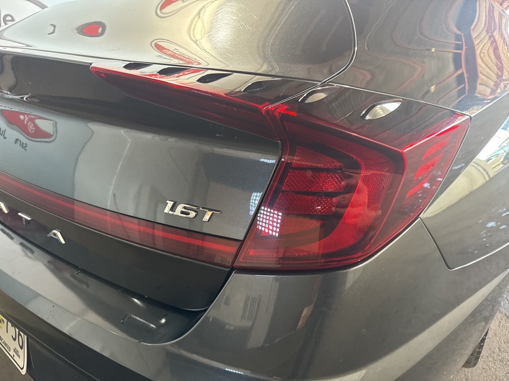 Thumbnail: 2023 Hyundai Sonata - 16