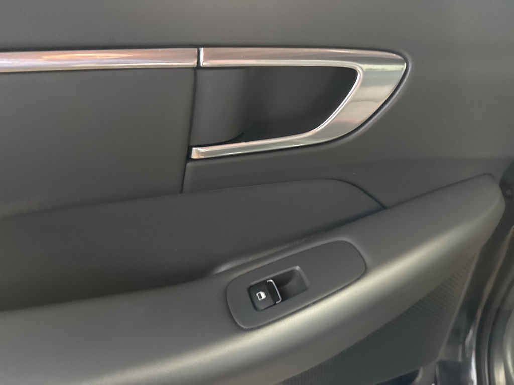 Thumbnail: 2023 Hyundai Sonata - 24