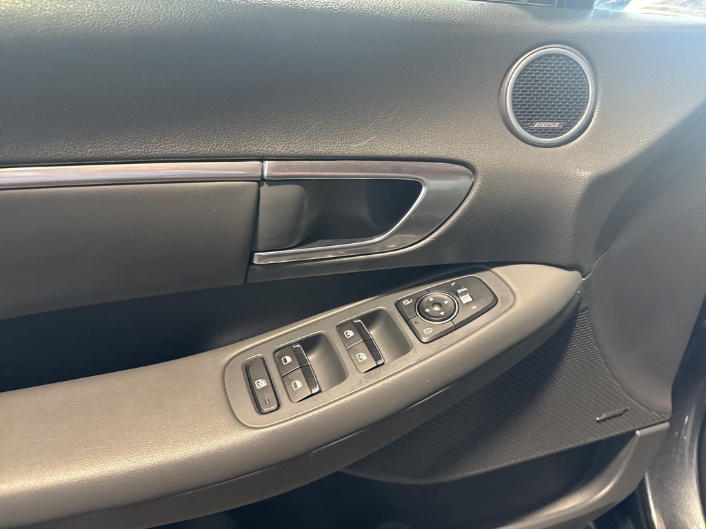 Thumbnail: 2023 Hyundai Sonata - 30