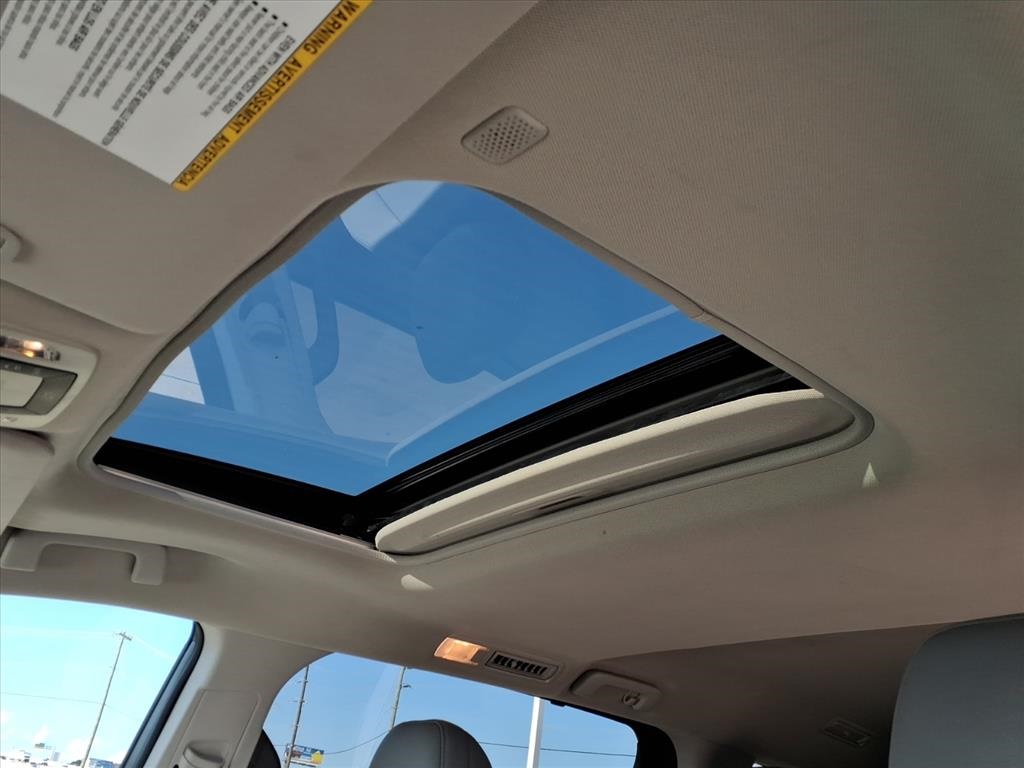 2024 Toyota Sienna XLE  at Gullo Toyota