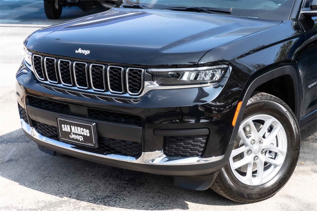 New Car 2025 Jeep Grand Cherokee L  Laredo For Sale Under $40,000 In San Marcos, Texas
