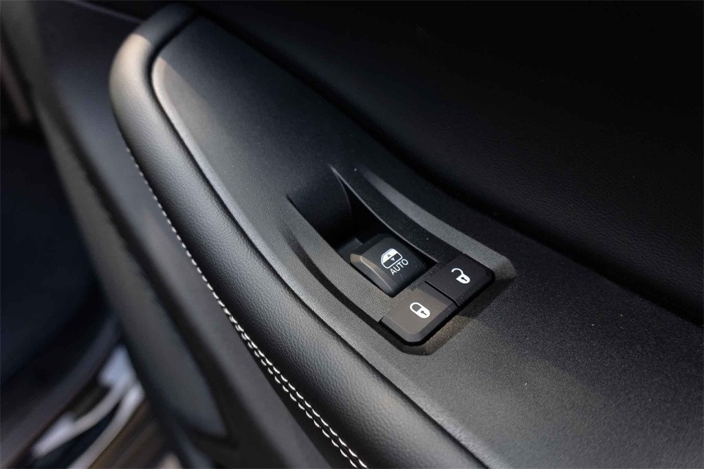 New Car 2025 Jeep Grand Cherokee L  Laredo For Sale Under $40,000 In San Marcos, Texas