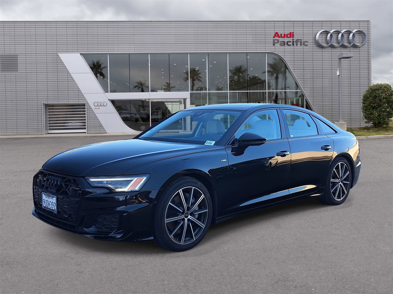 2025 Audi A6 quattro Premium Plus 55 TFSI