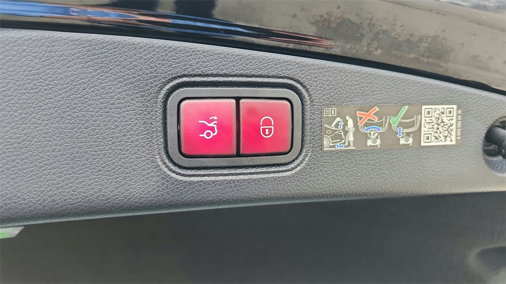 2023 Mercedes-Benz E-Class