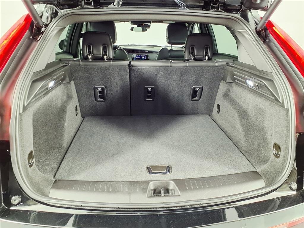 2022 Cadillac XT4 Luxury Black at Mac Haik CDJR North Houston