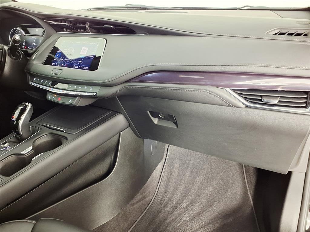 2022 Cadillac XT4 Luxury Black at Mac Haik CDJR North Houston