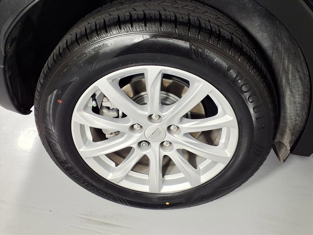 2022 Cadillac XT4 Luxury Black at Mac Haik CDJR North Houston