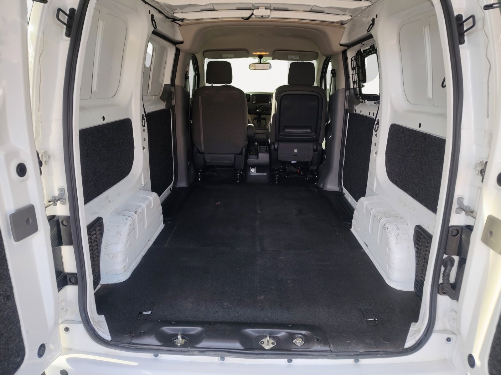 Used Car 2021 Nissan Nv200  Sv For Sale Under $20,000 In San Antonio, Texas