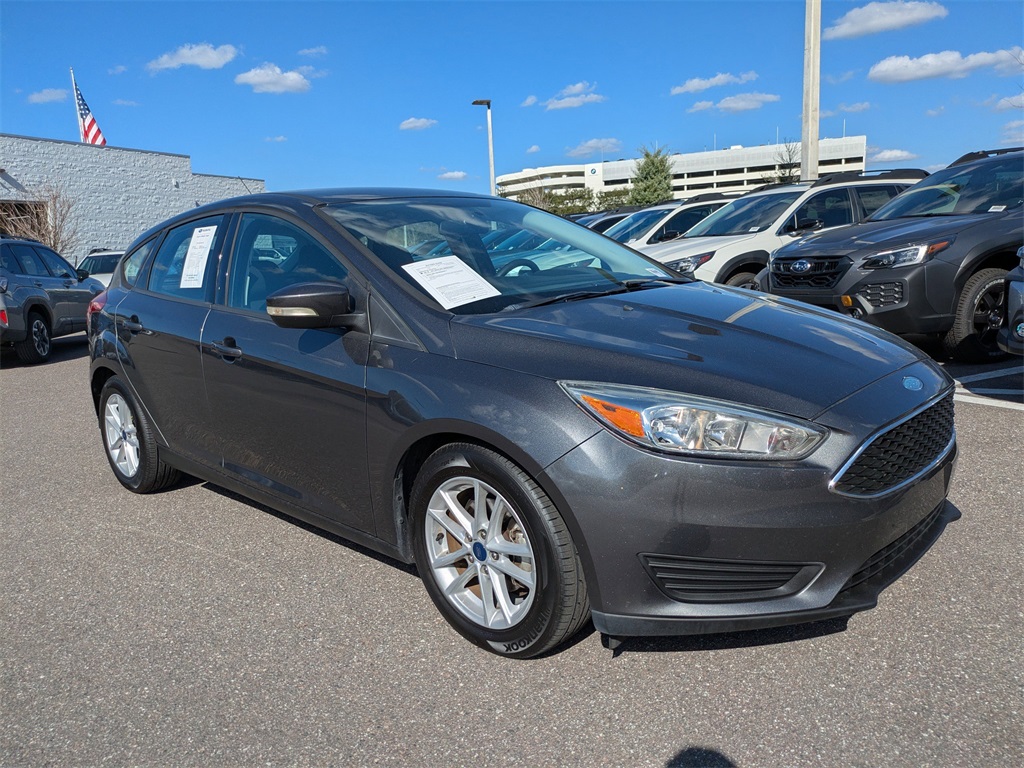 2017 Ford Focus SE Hatchback
