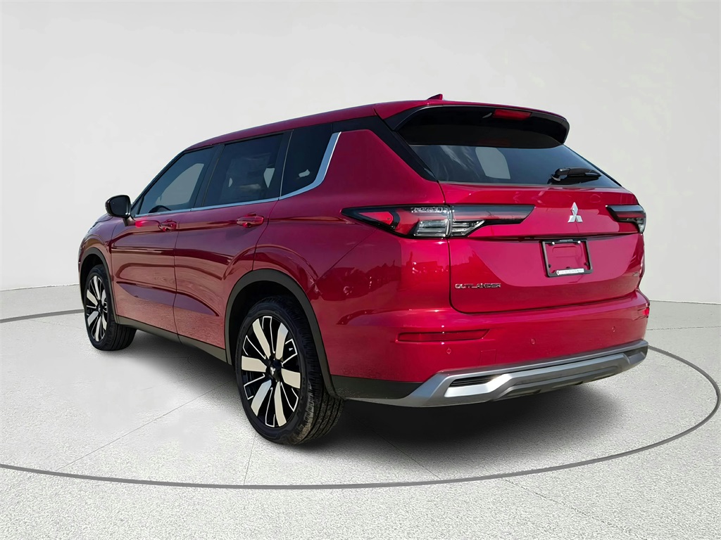 2025 Mitsubishi Outlander SE - 6