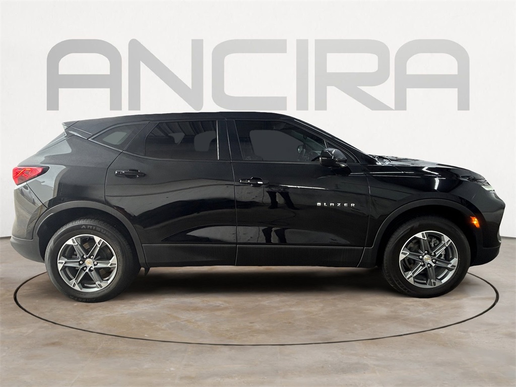 Used Car 2023 Chevrolet Blazer  Lt For Sale Under $25,000 In Floresville, Texas