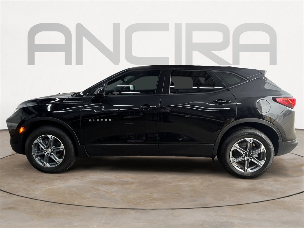 Used Car 2023 Chevrolet Blazer  Lt For Sale Under $25,000 In Floresville, Texas