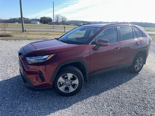 2025 Toyota RAV4 XLE FWD