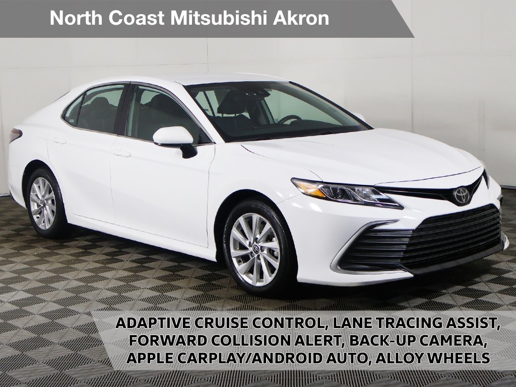 2024 Toyota Camry LE FWD