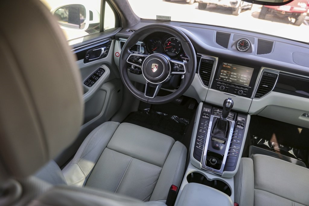 Used Car 2016 Porsche Macan  Turbo For Sale Under $25,000 In Austin, Texas