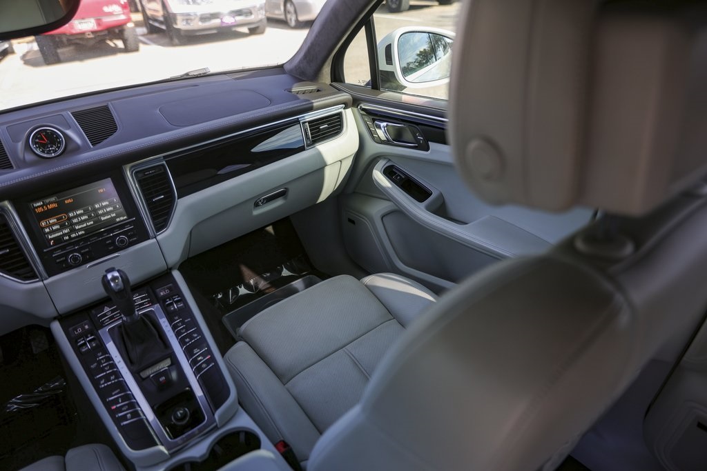 Used Car 2016 Porsche Macan  Turbo For Sale Under $25,000 In Austin, Texas