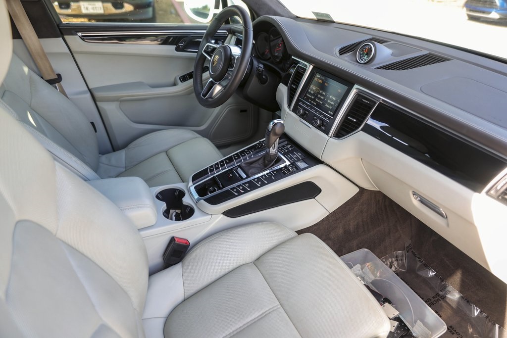 Used Car 2016 Porsche Macan  Turbo For Sale Under $25,000 In Austin, Texas