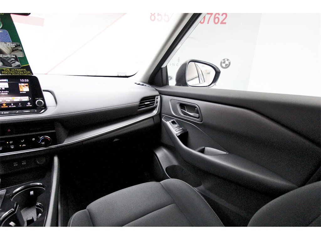 2024 Nissan Rogue S - 7