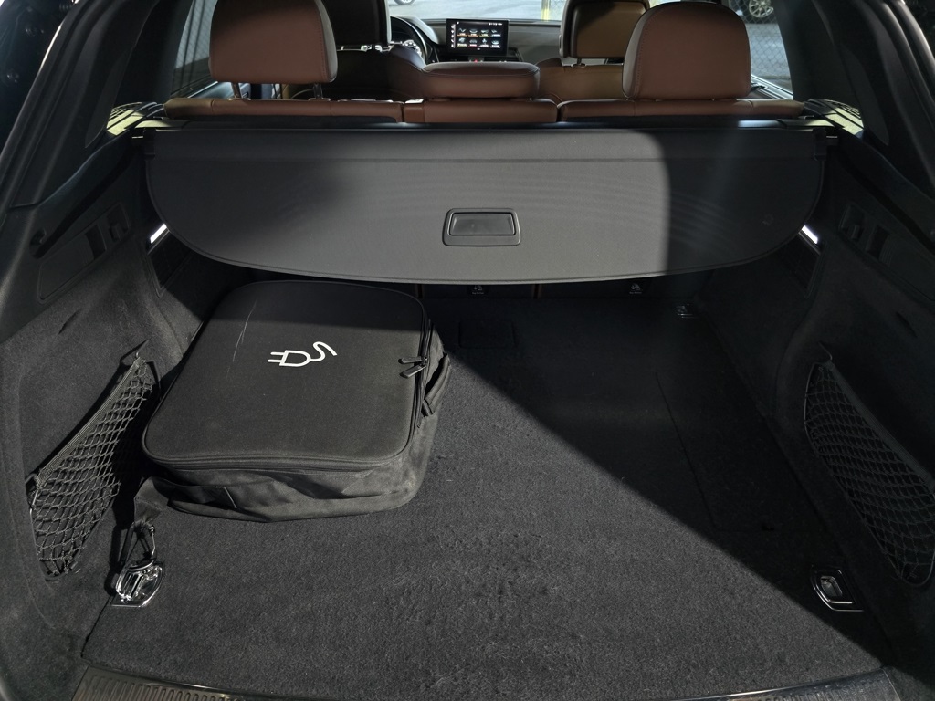 Thumbnail: 2021 Audi Q5 - 28