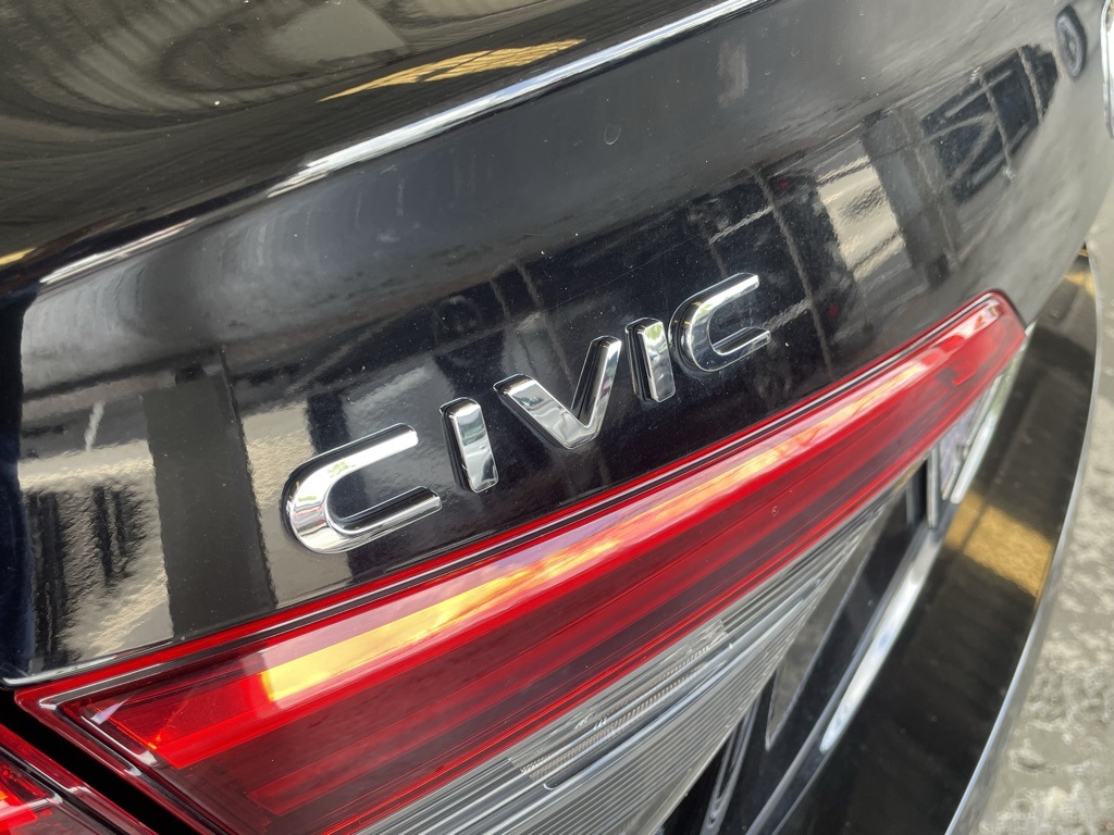 Thumbnail: 2022 Honda Civic - 19