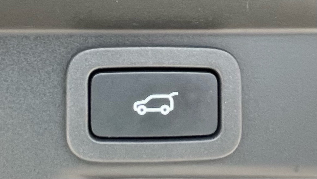 2016 Land Rover Range Rover Sport 3.0L V6 Supercharged HSE Gold at Ultimate Motorsports