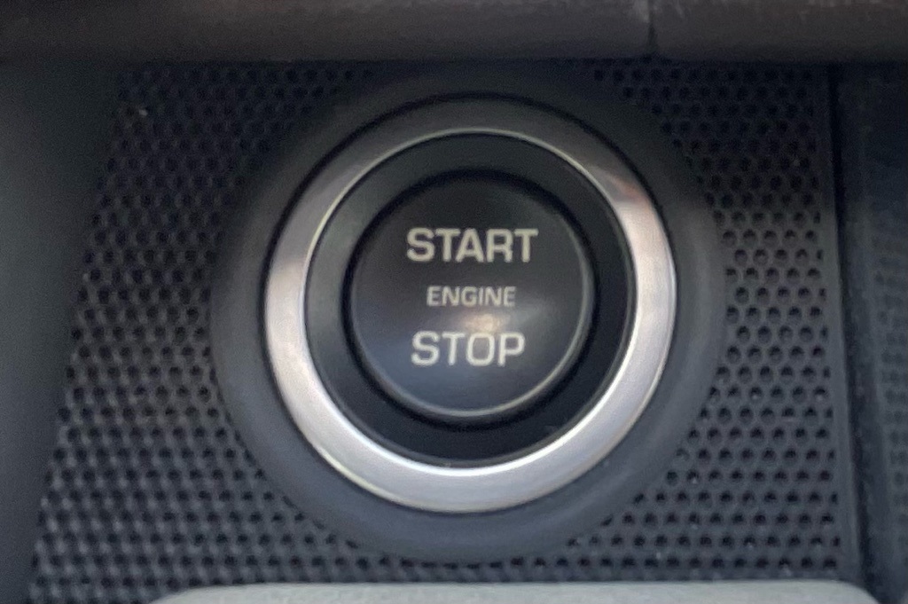 2016 Land Rover Range Rover Sport 3.0L V6 Supercharged HSE Gold at Ultimate Motorsports