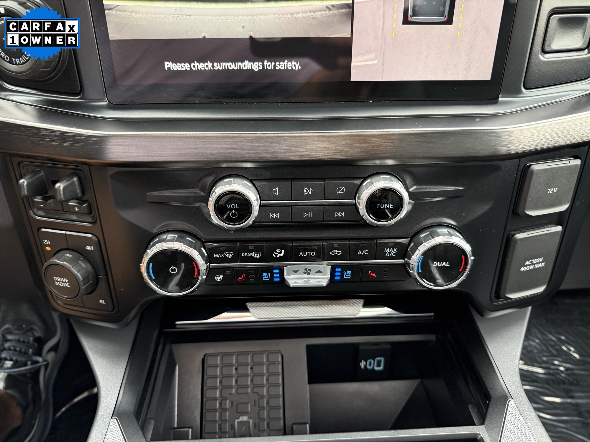 2024 Ford F-250 Lariat photo 31