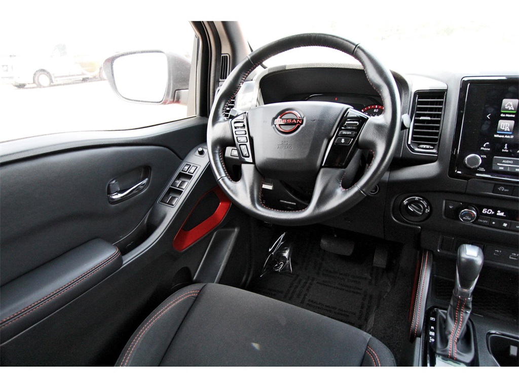2023 Nissan Frontier PRO-4X - 7