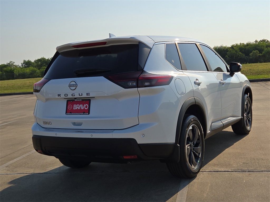 2026 Nissan Rogue SV - 2