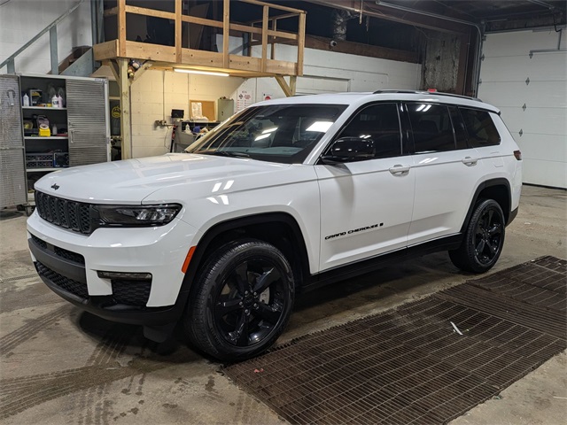 2025 Jeep Grand Cherokee L Limited 4WD