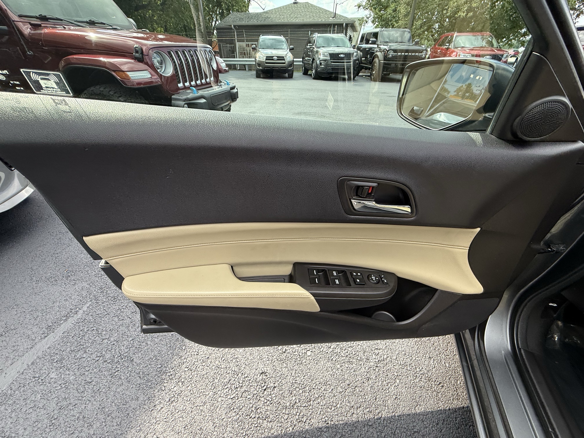 2019 Chevrolet Suburban Premier photo 45