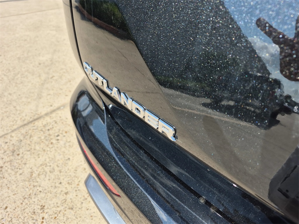 2025 Mitsubishi Outlander SEL Black at DeMontrond Gulf Freeway