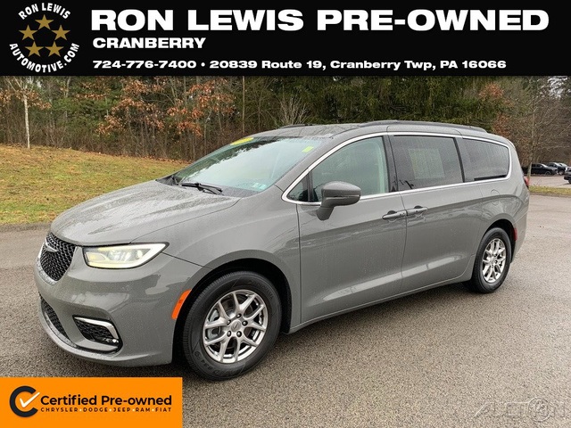2021 Chrysler Pacifica Touring FWD