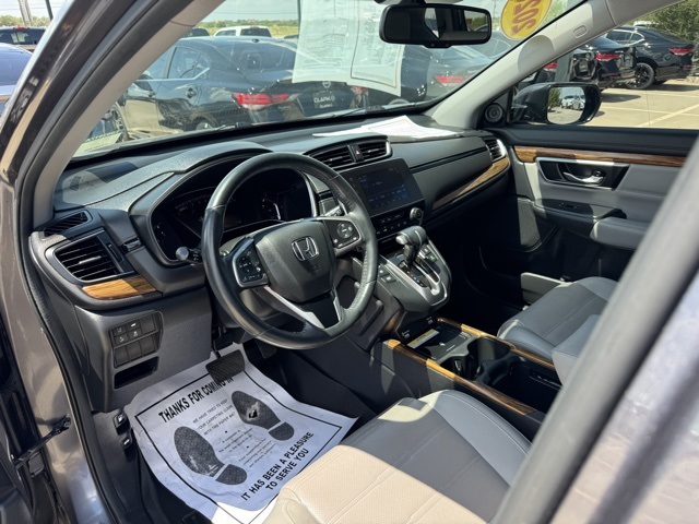 2020 Honda CR-V Touring photo 2